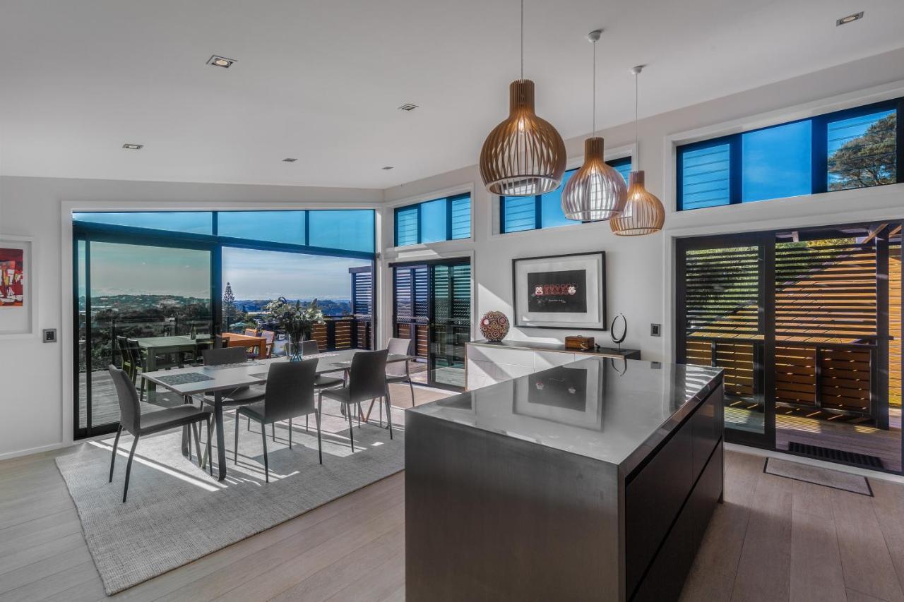 Oneroa Taonga With Sea Views By Waiheke Unlimitedヴィラ エクステリア 写真