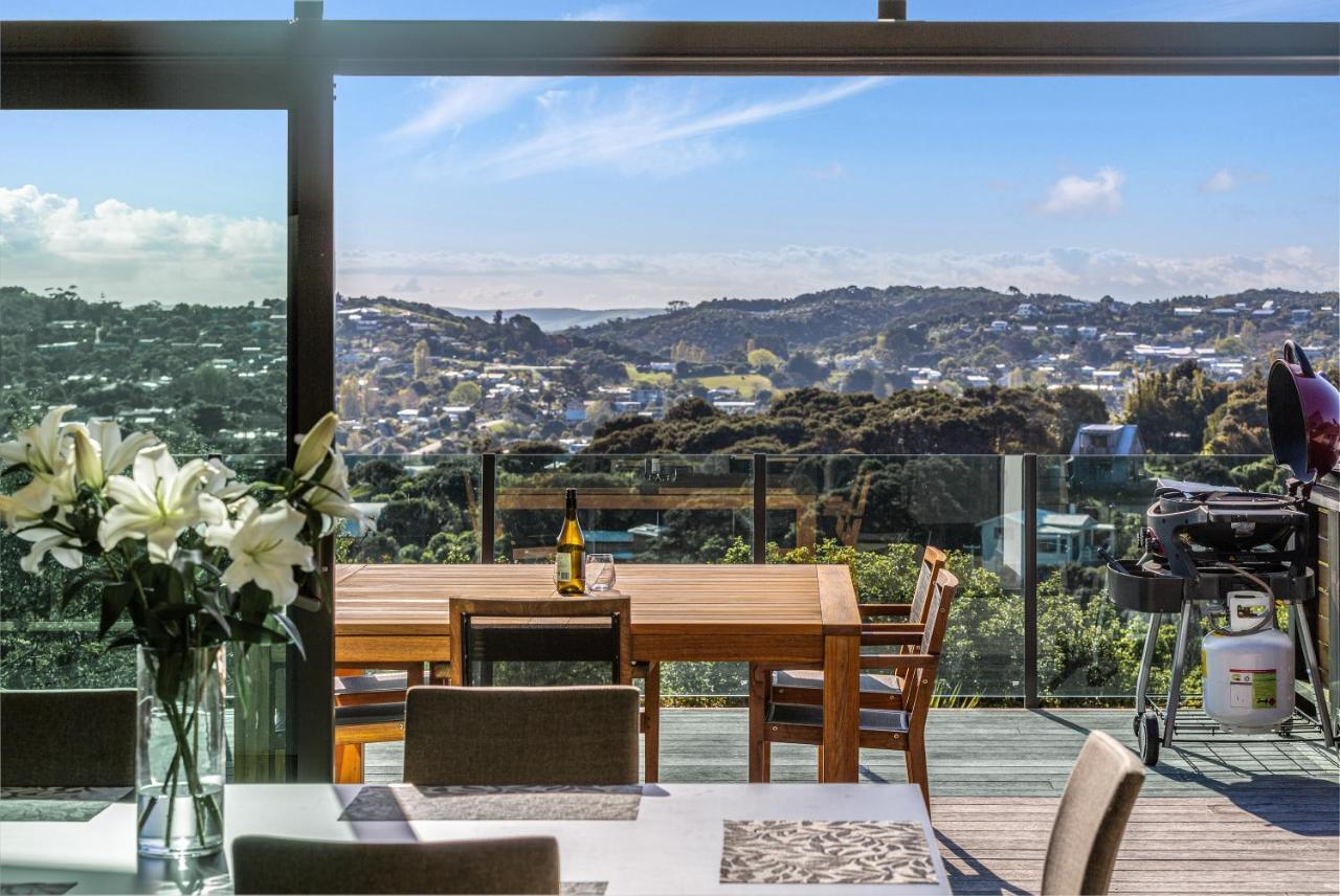 Oneroa Taonga With Sea Views By Waiheke Unlimitedヴィラ エクステリア 写真