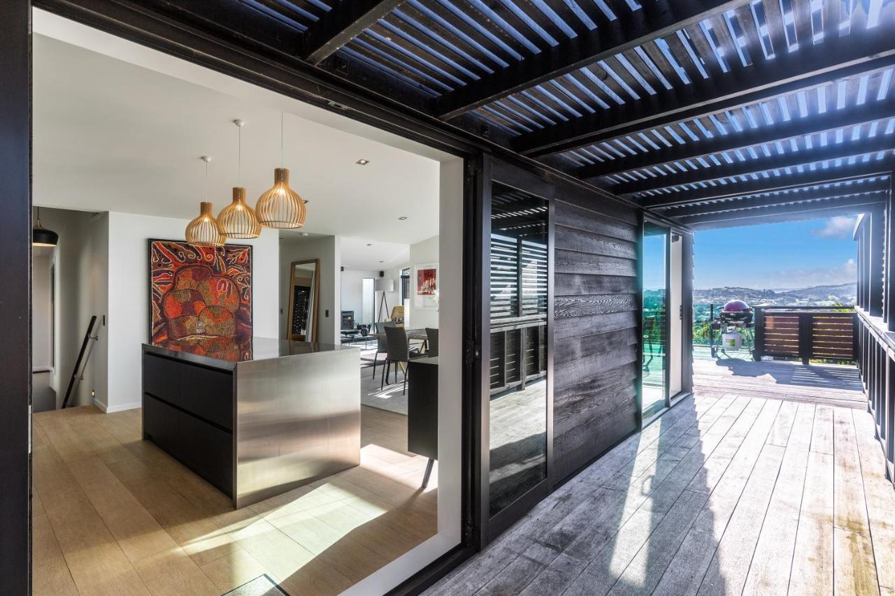 Oneroa Taonga With Sea Views By Waiheke Unlimitedヴィラ エクステリア 写真